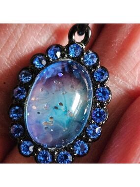 Vintage Blue Moonstone/Glass & Crystal Rhinestone Pendant Necklace